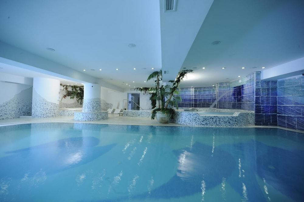 Luna Wellness Hotel